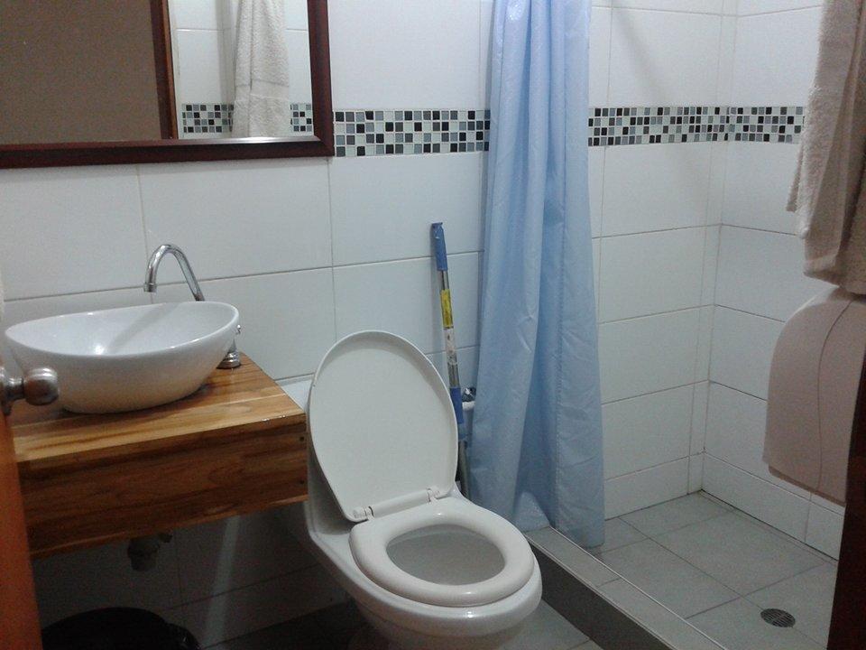 La Pinta Boogaloo Hostel Cali Bagian luar foto